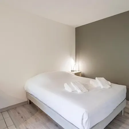 Apartamento Armand Furnished Flat Annecy