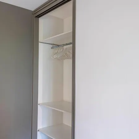 Apartamento Armand Furnished Flat *