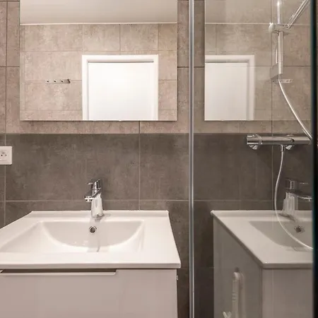 Armand Furnished Flat Apartamento *